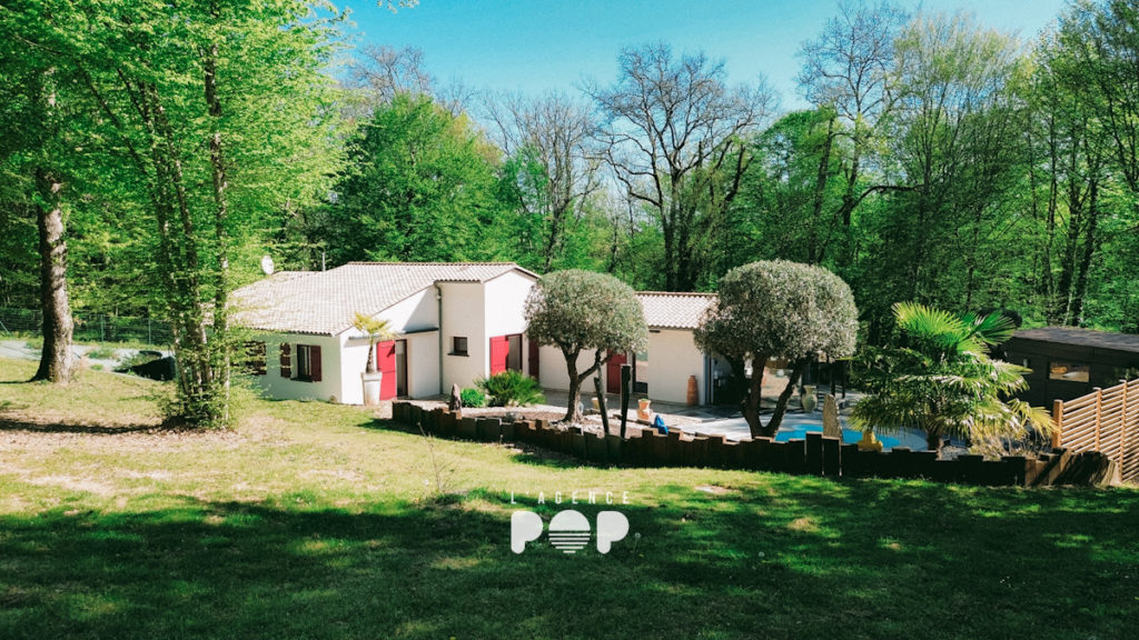 ARENTO – Maison familiale au style affirmé, entre nature et modernité - photo 2